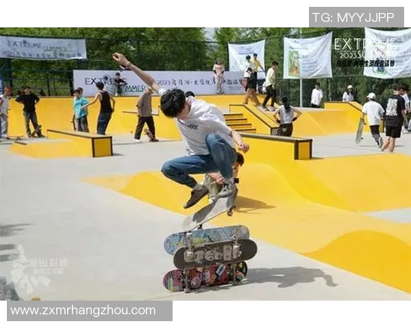 全国街舞大赛特别报道：北京滑板队如何在竞争中实现自我突破与成长