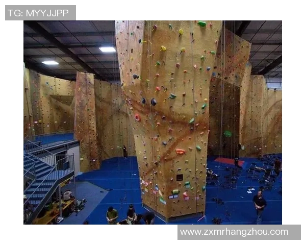 南京攀岩队荣登全国灵活性排行榜第二名展现实力与潜力 南京攀岩队荣登全国灵活性排行榜第二名展现实力与潜力